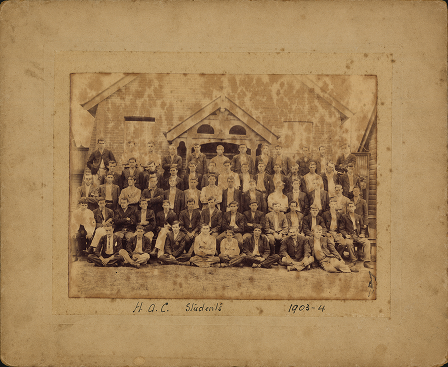 Students of the Hawkesbury Agricultural College (HAC)