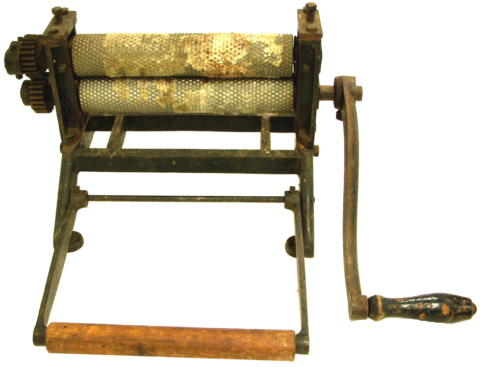 Apiary - Wax roller