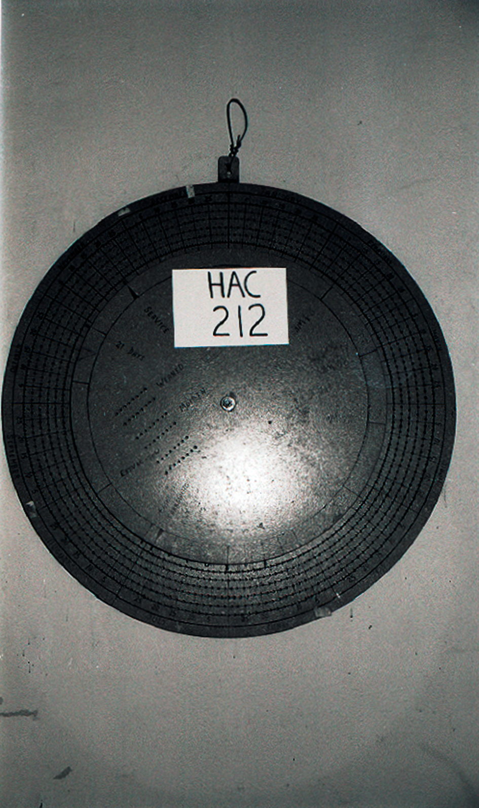 Pig farrowing chart wheel