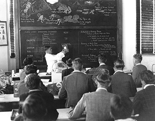 Classroom - Agricultural Botany &amp; Entomology class with Lecturer Arthur Nelson Johnston [Hawkesbury Agricultural College (HAC)]