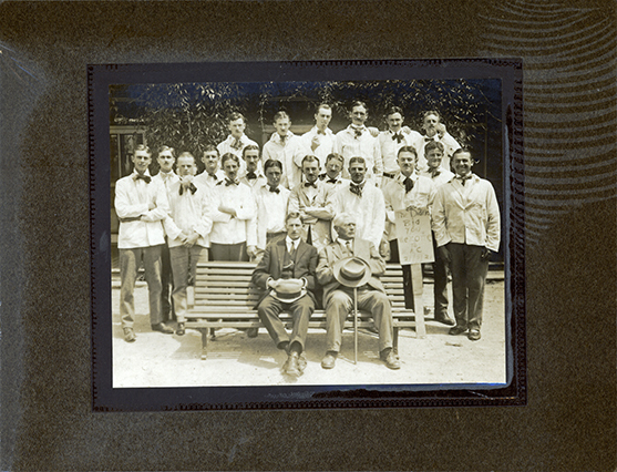 Diploma Class 1921 bidding farewell to HW Potts, the outgoing Principal seated next to incoming Principal EA Southee, front row [Hawkesbury Agricultural College (HAC)]