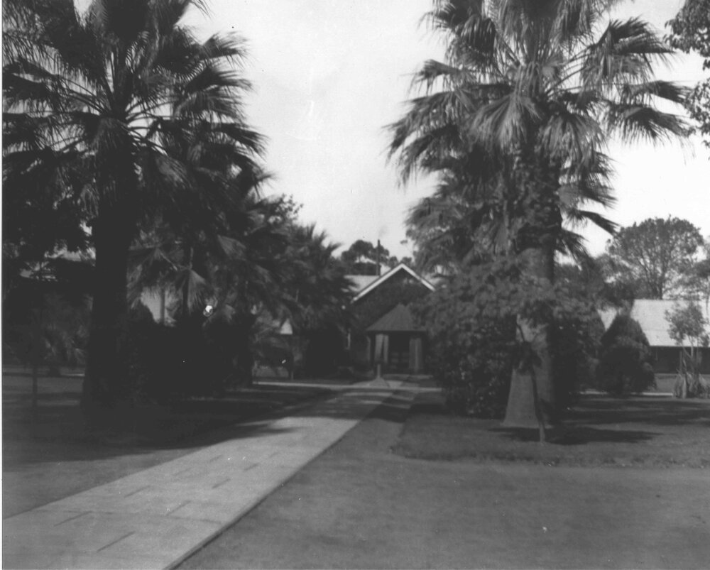 Dining Hall - Quadrangle with sun-dial [Hawkesbury Agricultural College (HAC)]