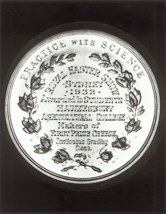 Gold Medal - Royal Easter Show, Sydney - 'Makers of first prize cheese - Continuous Grading Class' [Hawkesbury Agricultural College (HAC)]