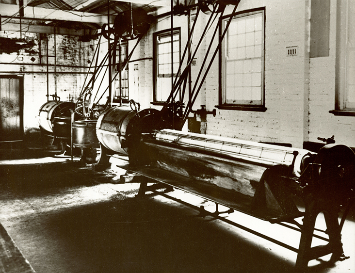 Interior scene of College laundry [Hawkesbury Agricultural College (HAC)] - Print 2 of 2 - Cropped