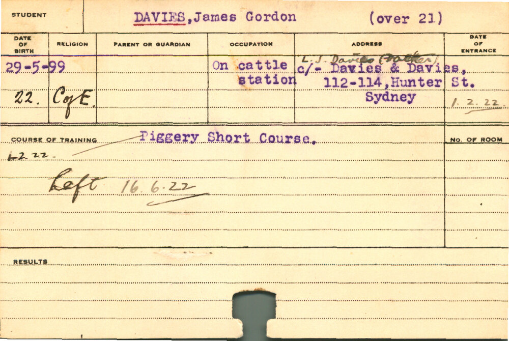 DAVIES, James Gordon (Short Course - Piggery)