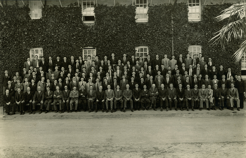 Diploma Day, 1941 - Staff &amp; students (Principal EA Southee seated centre front row) [Hawkesbury Agricultural College (HAC)]