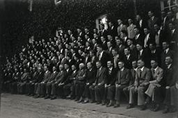 Diploma Day, 1941 - Staff &amp; students [Hawkesbury Agricultural College (HAC)]