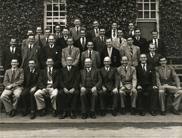 Staff and returned servicemen (students?) [Hawkesbury Agricultural College (HAC)]