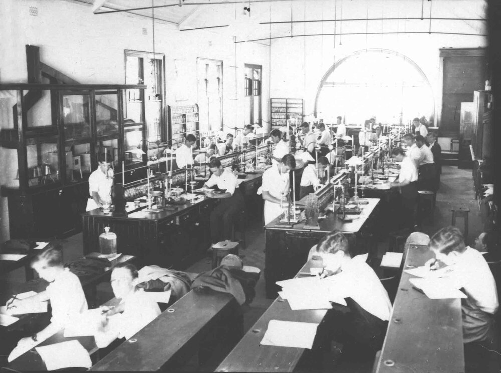Chemical Laboratory Class - Students at work [Hawkesbury Agricultural College (HAC)]