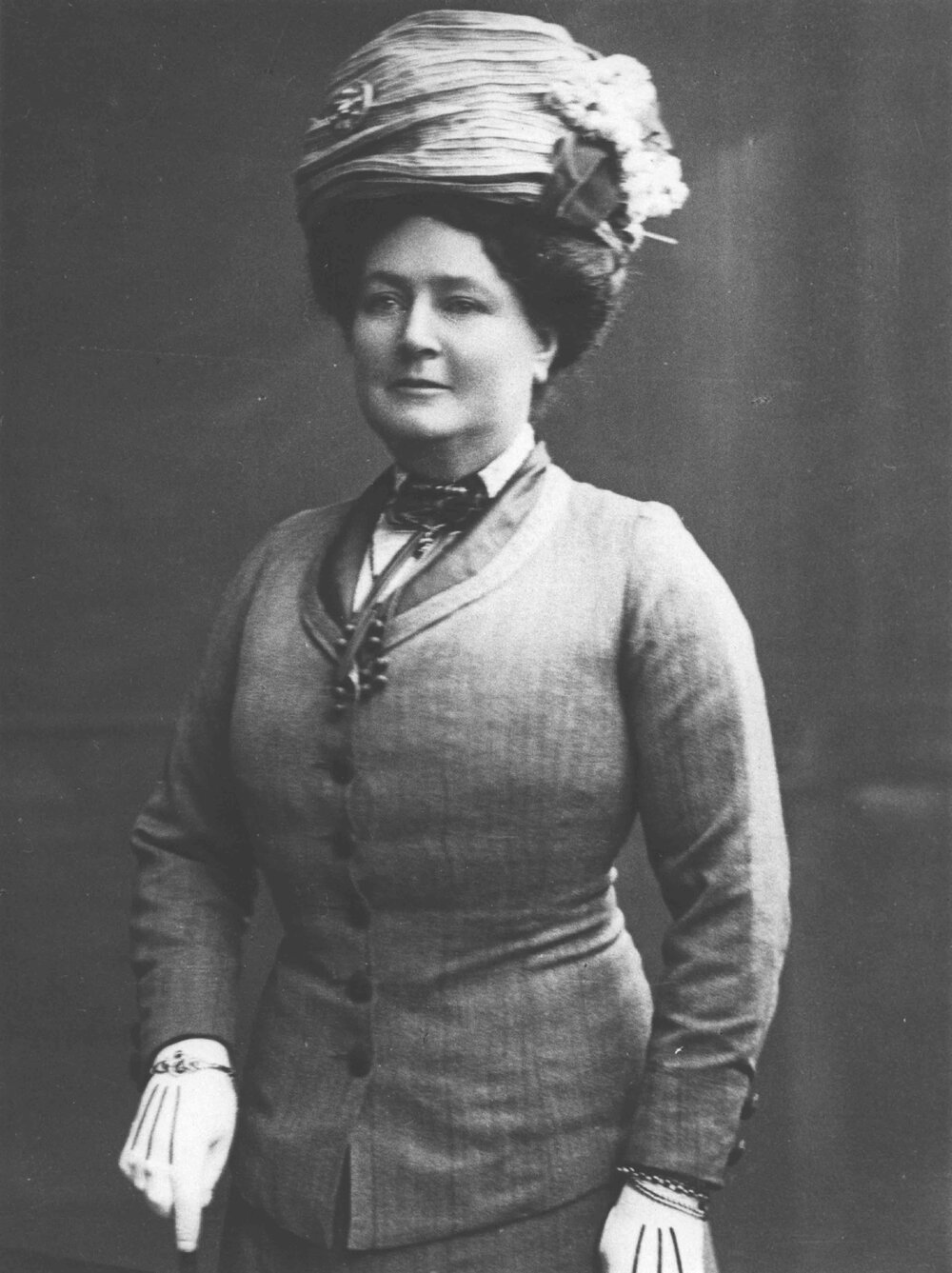 Portrait: Mrs Musson [Hawkesbury Agricultural College (HAC)]