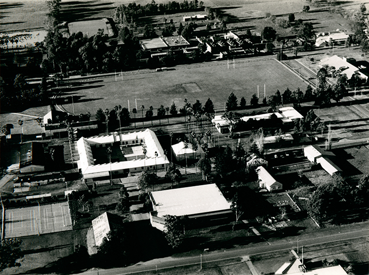 Aerial photograph - Stable Square and the Library [Hawkesbury Agricultural College (HAC)]