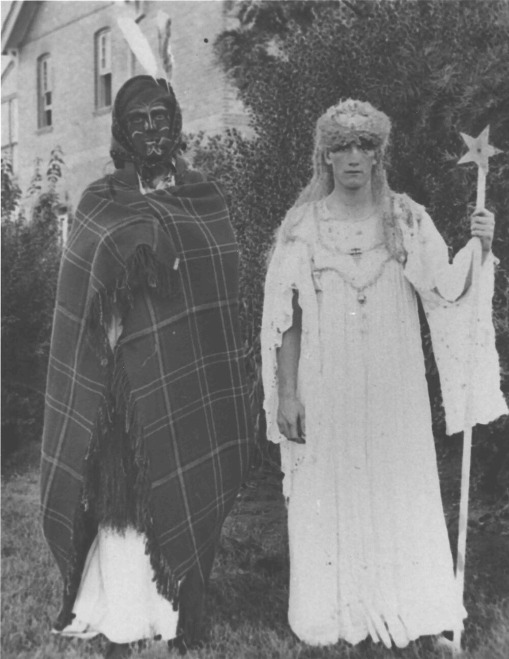 Empire Day - Students dressed up - Britannia &amp; savage? [Hawkesbury Agricultural College (HAC)]