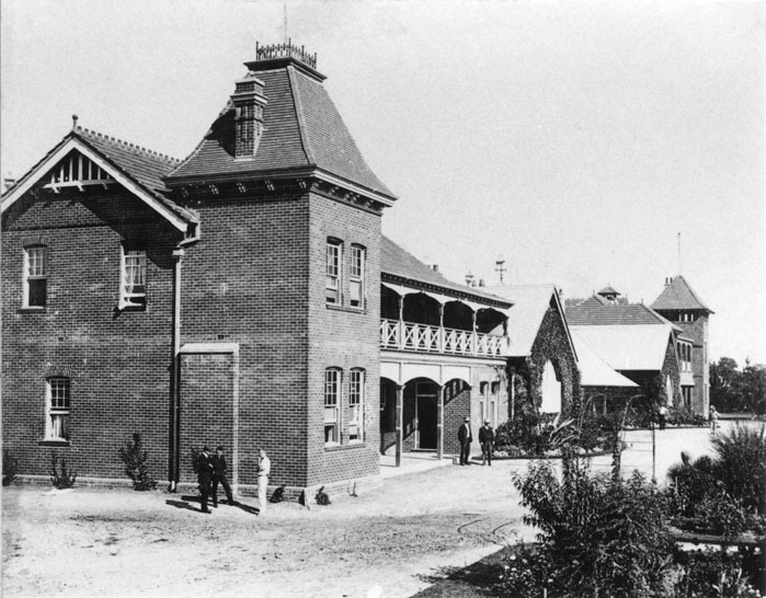 Main Administration Building - Front facade with the Eastern Tower Wing in the foreground [Hawkesbury Agricultural College (HAC)]