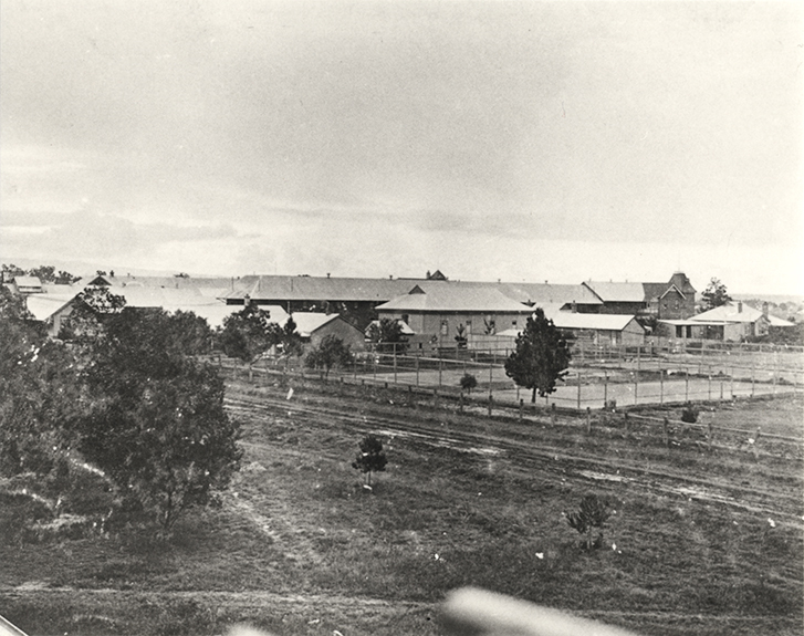 Early scene from Stable Square over tennis courts and gymnasium towards main buildings [Hawkesbury Agricultural College (HAC)] - Print 1 of 2 - Uncropped
