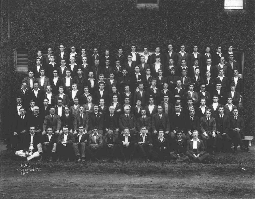 Staff &amp; Students, 1917 [Hawkesbury Agricultural College (HAC)]