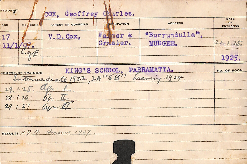 COX, Geoffrey Charles (Hawkesbury Diploma of Agriculture (HDA))