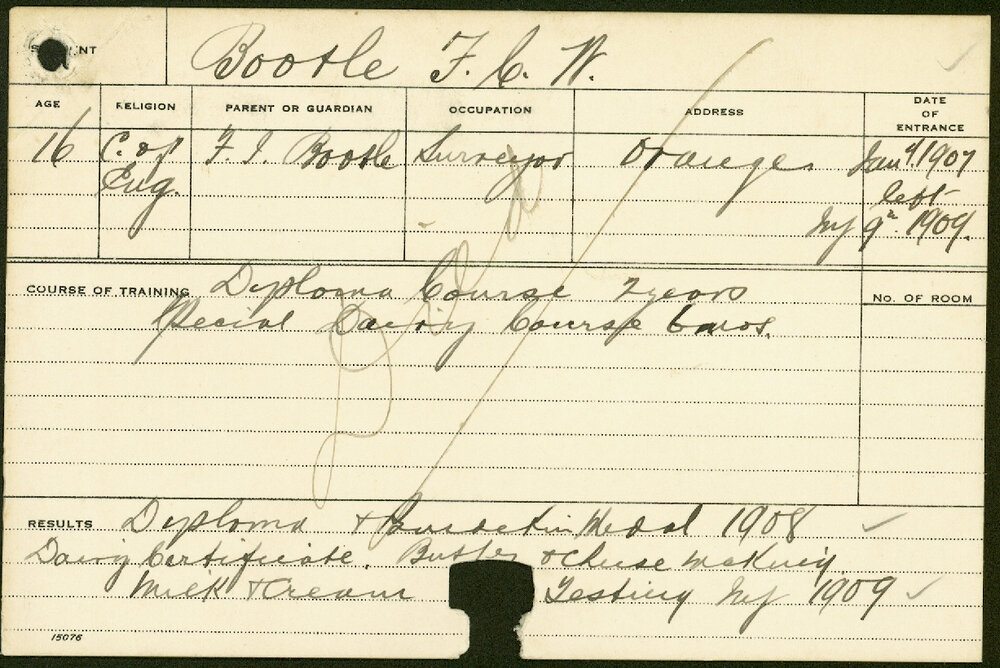 BOOTLE, FWC (Hawkesbury Diploma of Agriculture (HDA)/ Special course - Dairy)