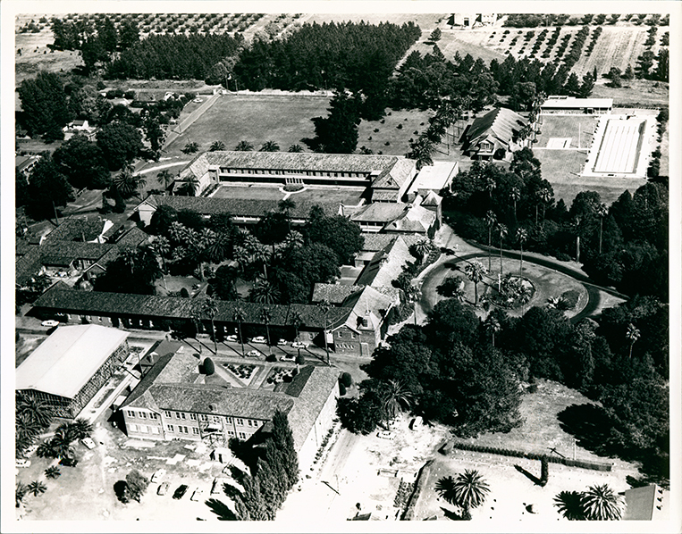 Aerial photograph - Main College buildings from East - new Basketball Gymnasium under construction [Hawkesbury Agricultural College (HAC)] - Print 1 of 2