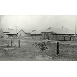 Bookshop - back view of Dining Hall and Stewards Quarters [Hawkesbury Agricultural College (HAC)] - Print 1 of 2 - Landscape print