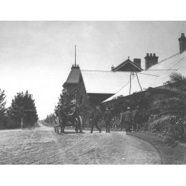 Main Administration Building - Two horse-drawn carriages outside the entrance [Hawkesbury Agricultural College (HAC)]