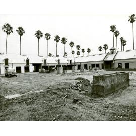 Restoration of courtyard in Stable Square [Hawkesbury Agricultural College (HAC)]
