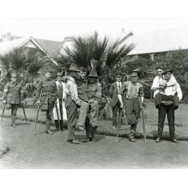Wounded soldiers who fought in the First World War (WWI) visiting the College [Hawkesbury Agricultural College (HAC)]