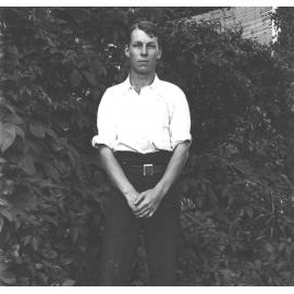 Portrait: FE Doery (student) [Hawkesbury Agricultural College (HAC)]