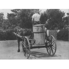 Horsedrawn feed cart (for piggery?) [Hawkesbury Agricultural College (HAC)]