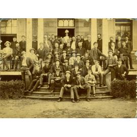 Staff and students - Outside Toxana [Hawkesbury Agricultural College (HAC)]