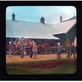 Horse and cart full of luggage outside the Main Administration Building [Hawkesbury Agricultural College (HAC)]