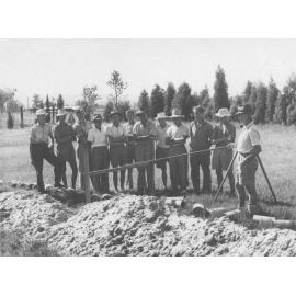 Surveying - Instruction in surveying techniques (1 of 3) - Hawkesbury Agricultural College